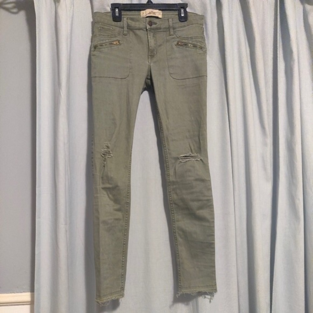 Army green Hollister jeans
